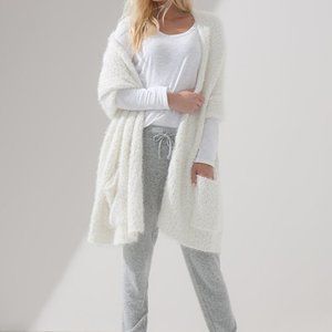 NWT Soma Cozy Lounge Knit Eyelash Wrap Pocket Scarf O/S White Sparkle MSRP $89
